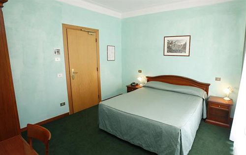 Hotell Adriatic Rom